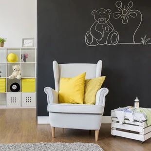 Tafeltapete - Kinderzimmer mit Tafeltapete zum beschriften tapeziert und mit Kreise bemalt Teddy